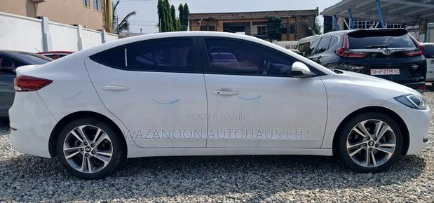 Hyundai Elantra Limited 2018 White