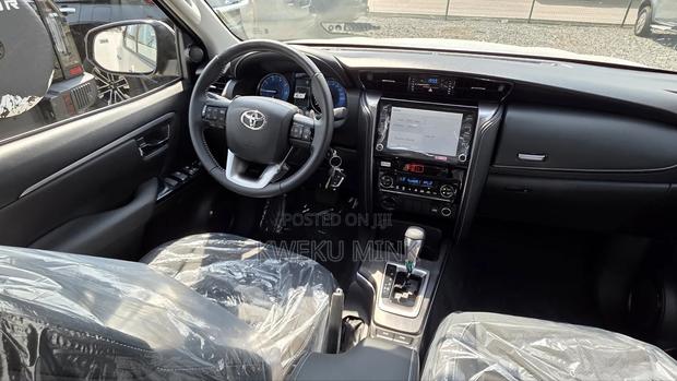 New Toyota Fortuner 2025 Black