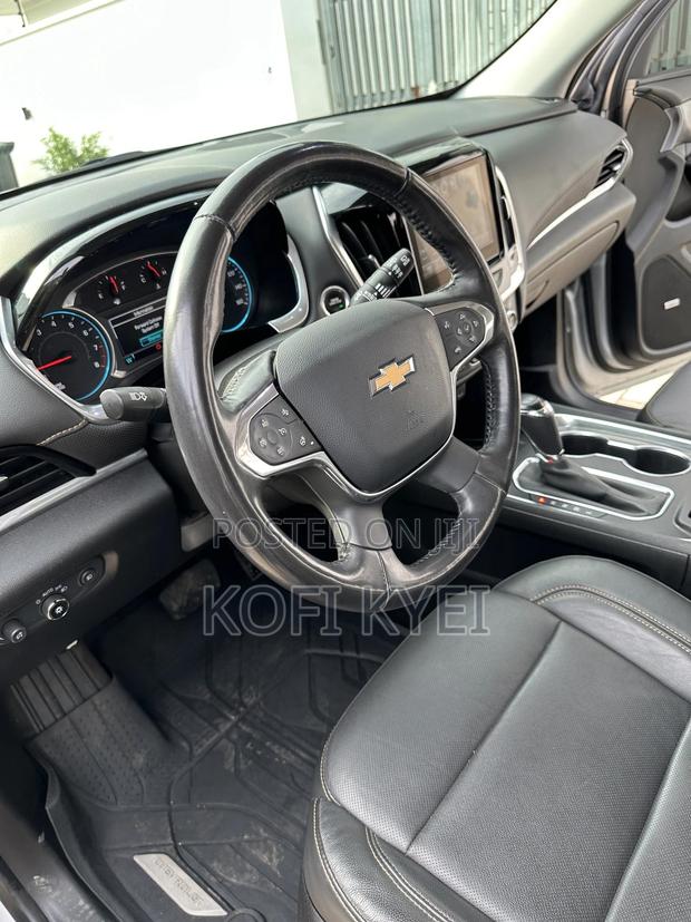 Chevrolet Traverse Premier AWD 2019 Gray