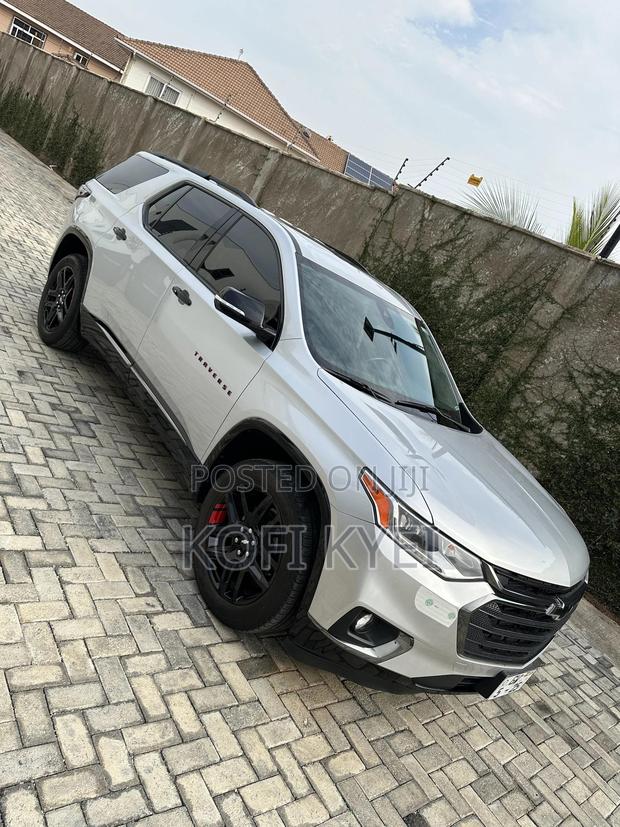 Chevrolet Traverse Premier AWD 2019 Gray