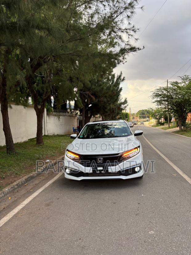 Honda Civic EX Sedan 2020 White