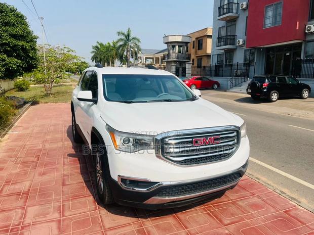 GMC Acadia SLE-1 AWD 2018 White