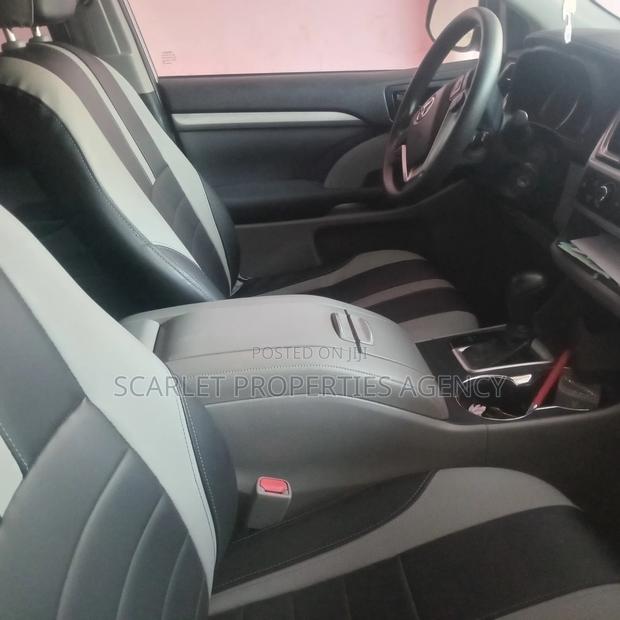 Toyota Highlander 2019 Silver