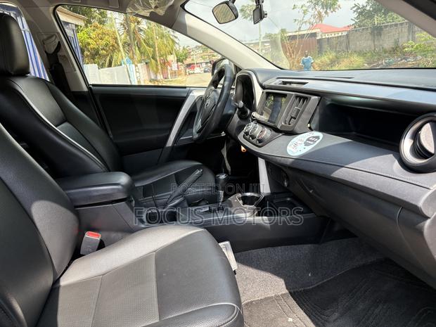 Toyota RAV4 2018 Black