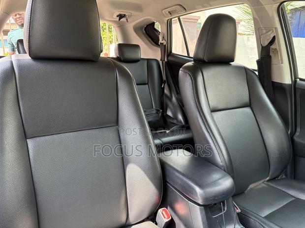 Toyota RAV4 2018 Black