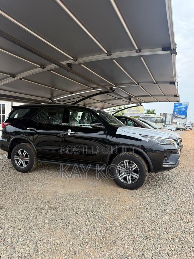 New Toyota Fortuner 2025 Black