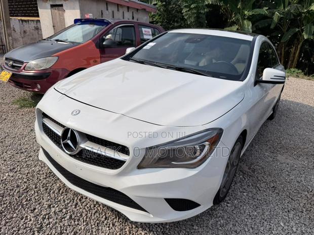 Mercedes-Benz CLA-Class CLA 180 d Sedan 2016 White
