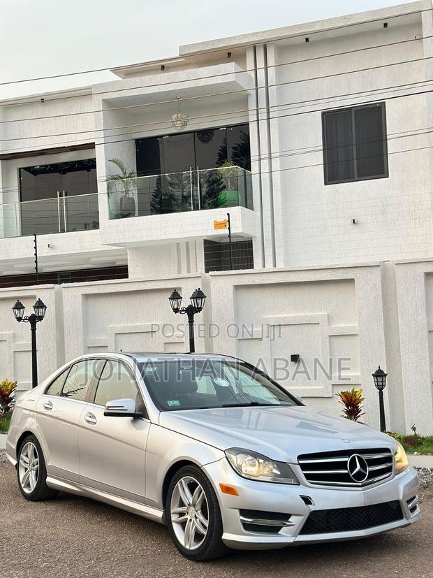Mercedes-Benz C250 2014 Silver