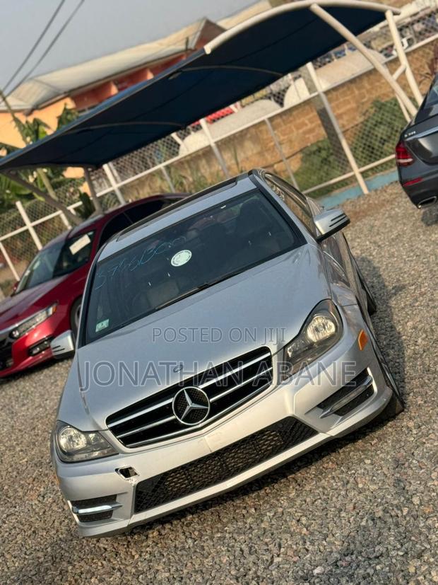 Mercedes-Benz C250 2014 Silver