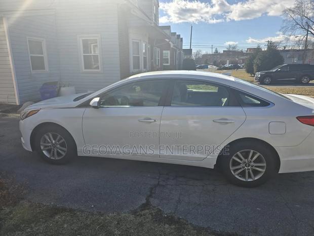 Hyundai Sonata ECO Sedan FWD (1.6L 4cyl 7A) 2016 White