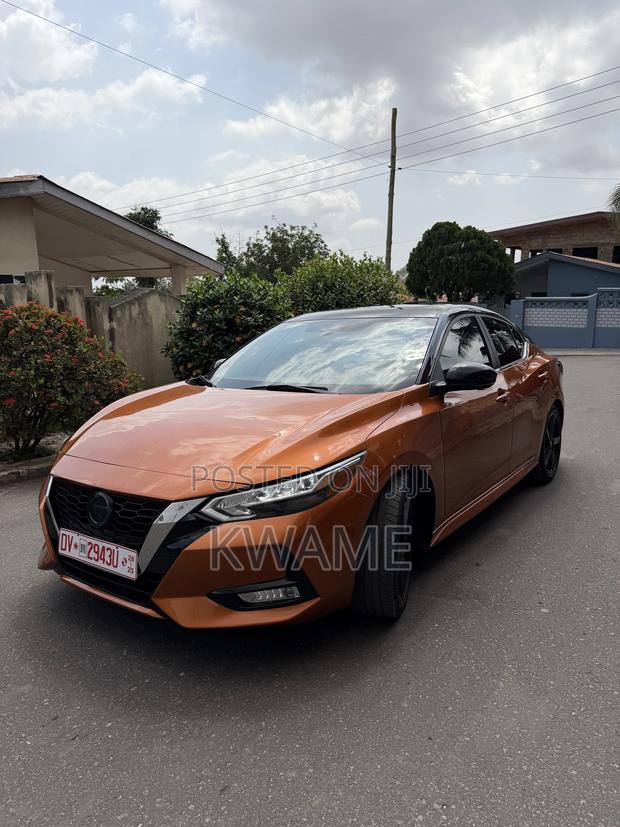 Nissan Sentra SR 2023 Orange