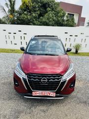 Nissan Kicks S 2023 Red for sale