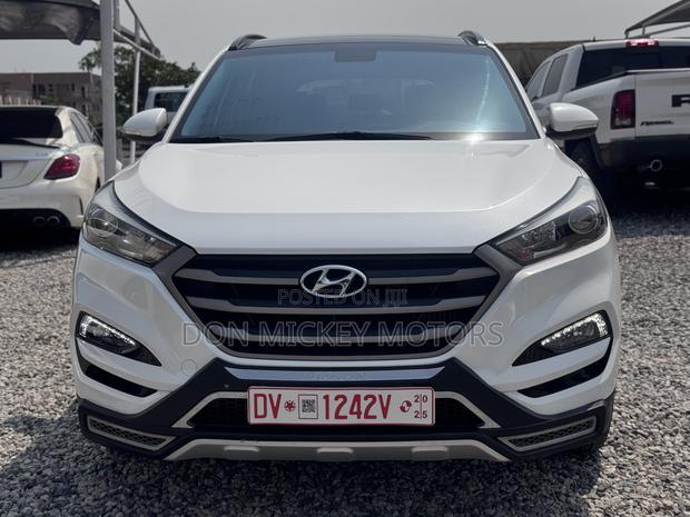 Hyundai Tucson Sport AWD 2018 White