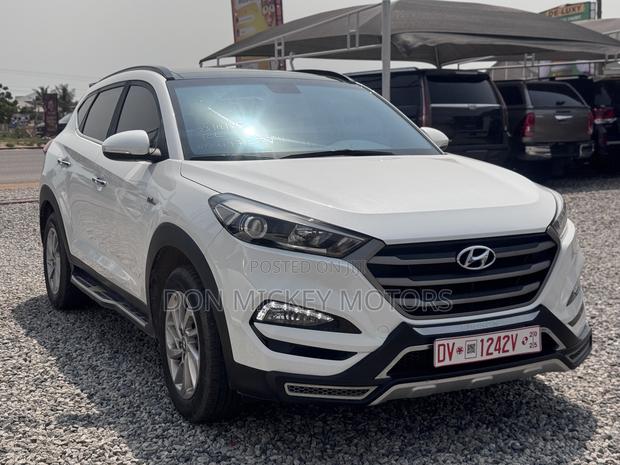 Hyundai Tucson Sport AWD 2018 White