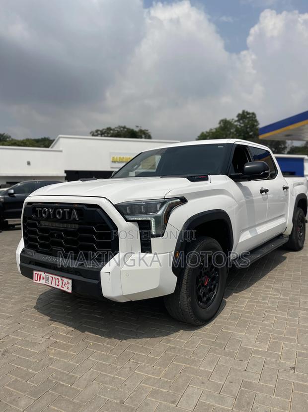 Toyota Tundra Limited CrewMax 6.5' Bed 2023 White