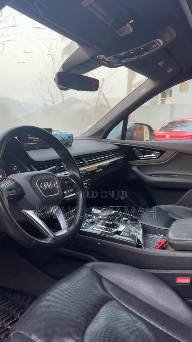 Audi Q7 3.0T Premium AWD quattro 2017 Black