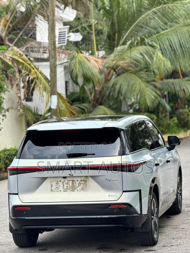 New Toyota bZ4X Limited 2025 Silver