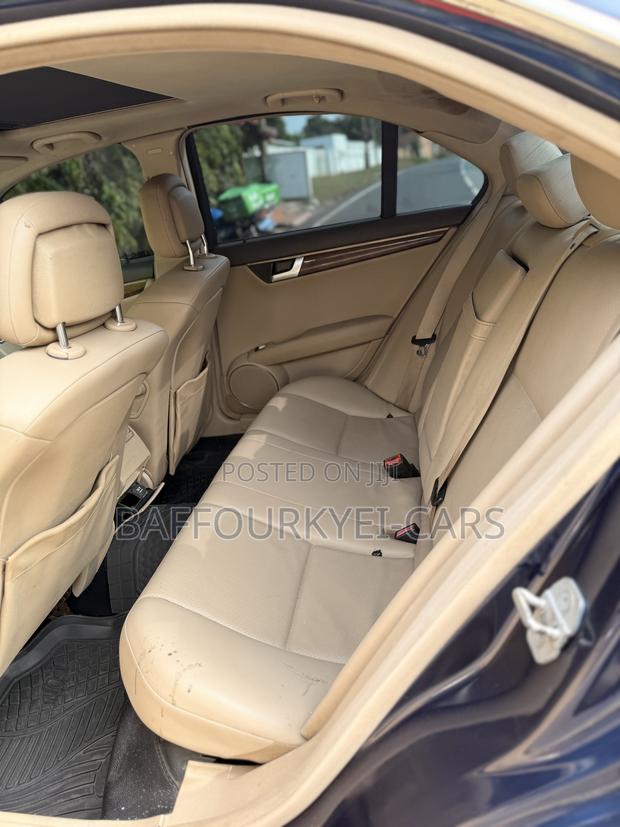 Mercedes-Benz C300 Luxury 4Matic Sedan AWD (3.0L 6cyl 7A) 2012 Blue