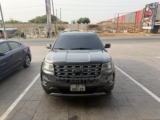 Ford Explorer 2016 Gray