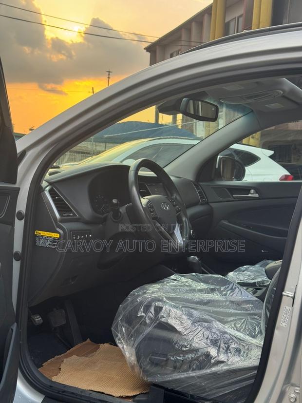 Hyundai Tucson Limited AWD 2019 Gray