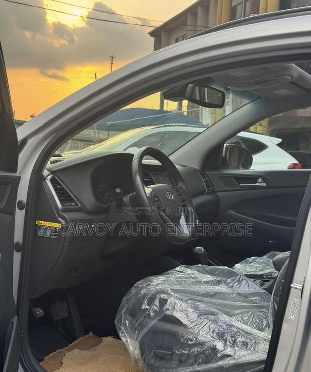 Hyundai Tucson Limited AWD 2019 Gray