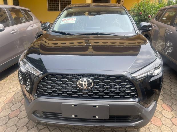 New Toyota Corolla Cross 2024 Black