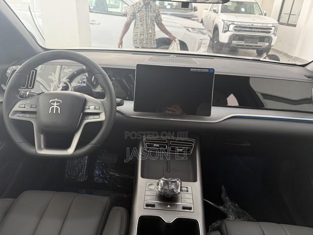 New BYD Song Pro DM-i 2025 White