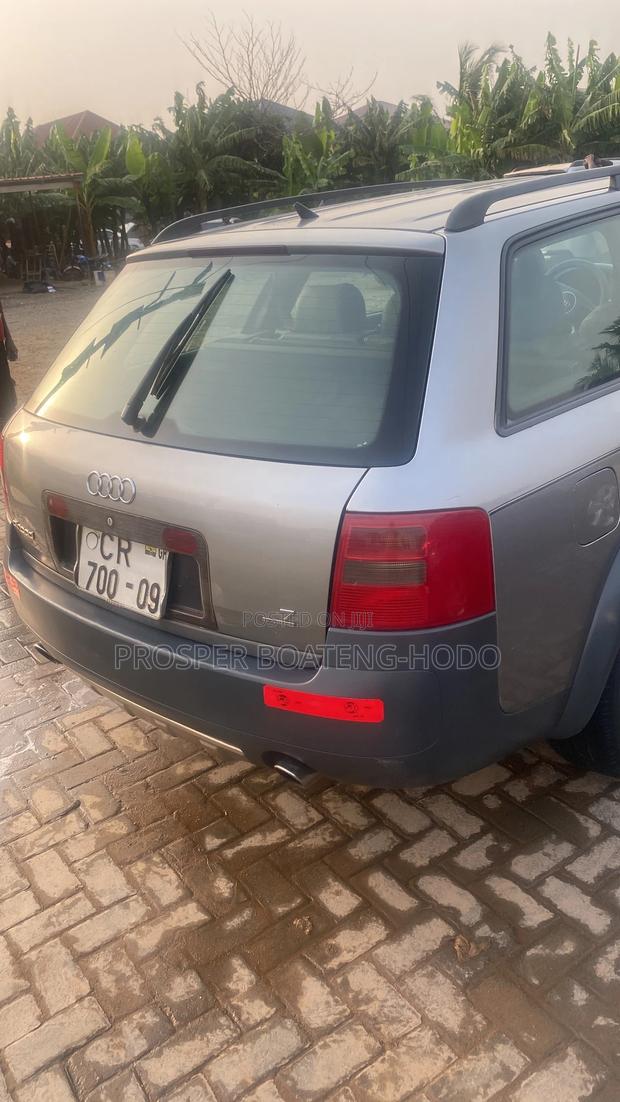 Audi A6 allroad 2001 Gray