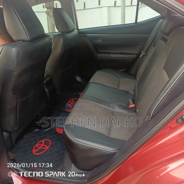 Toyota Corolla 2015 Red