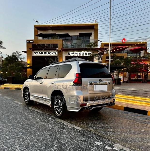 Toyota Land Cruiser Prado 2.7 2018 Silver