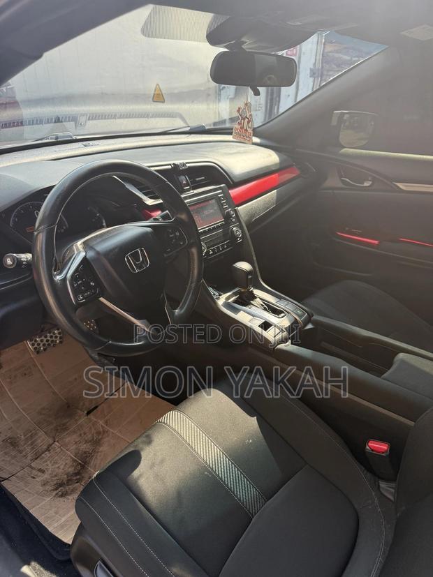 Honda Civic Sport Hatchback 2019 Silver