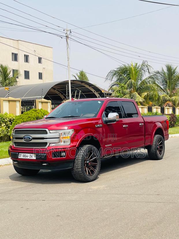 Ford F-150 Platinum 4x4 SuperCrew Cab Styleside 6.5 ft. box 157 in. WB