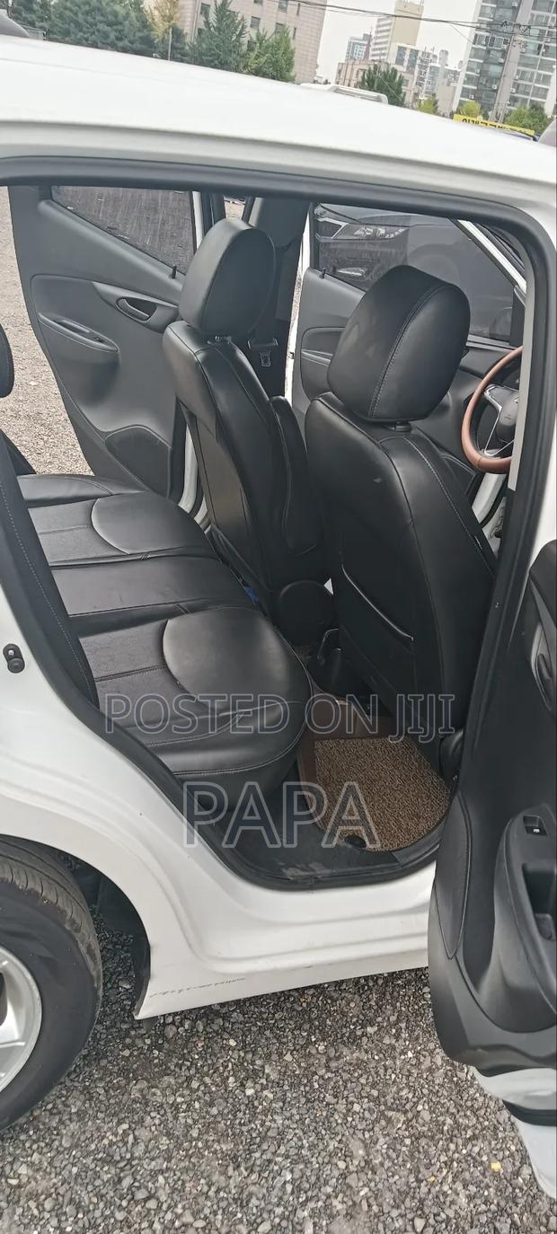 Chevrolet Spark 1LT 4dr Hatchback (1.2L 4cyl CVT) 2015 White