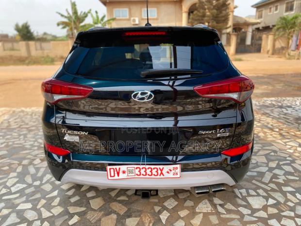 Hyundai Tucson Limited AWD 2017 Black