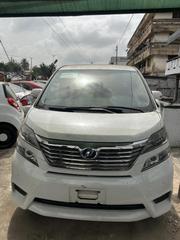 Toyota Vellfire 2014 White for sale