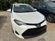 Toyota Corolla LE (1.8L 4cyl 2A) 2018 White for sale