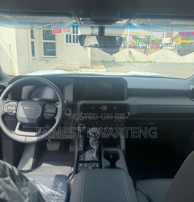 New Toyota Land Cruiser Prado 2025 Black