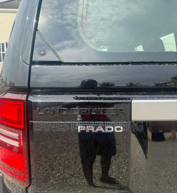 New Toyota Land Cruiser Prado 2025 Black