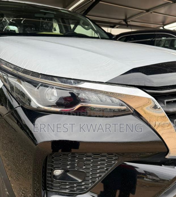 New Toyota Fortuner 2025 Black