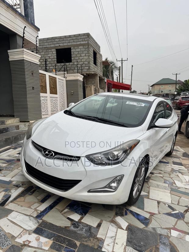 Hyundai Elantra 2015 White