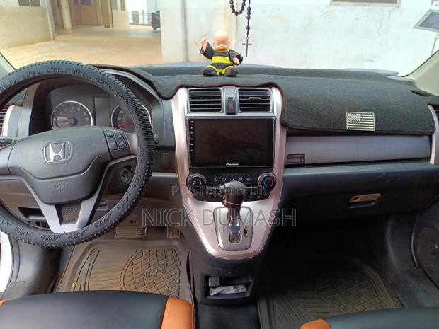 Honda CR-V 2011 White