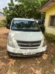 Hyundai H1 2.4 GLS 2012 White for sale