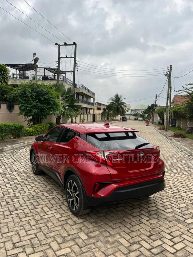 Toyota C-HR LE FWD 2020 Red