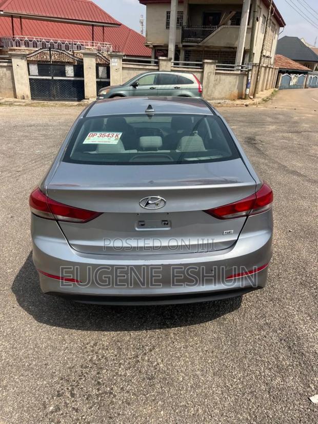 Hyundai Elantra 2016 Gray