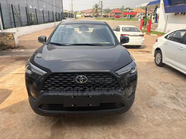 New Toyota Corolla Cross Hybrid 2025 Black