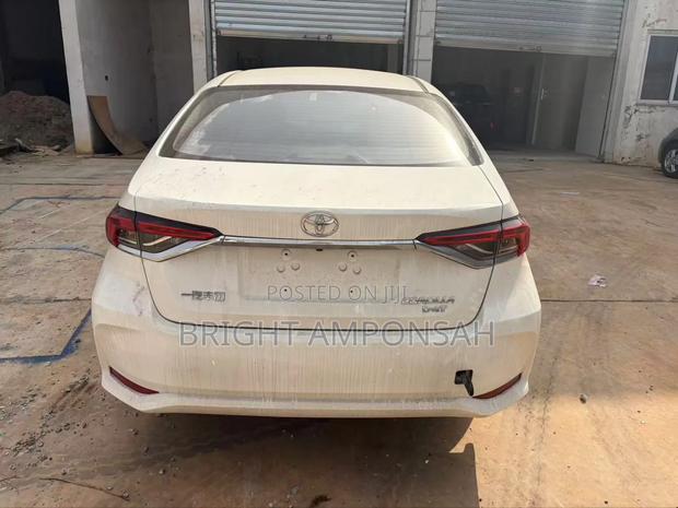 New Toyota Corolla 2025 White