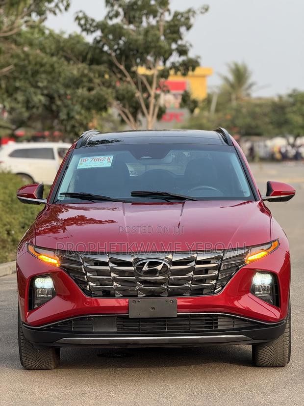 Hyundai Tucson SE 2024 Red