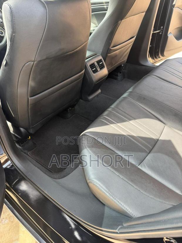 Honda Accord EX-L (2.0L 4cyl Turbo 10A) 2019 Black