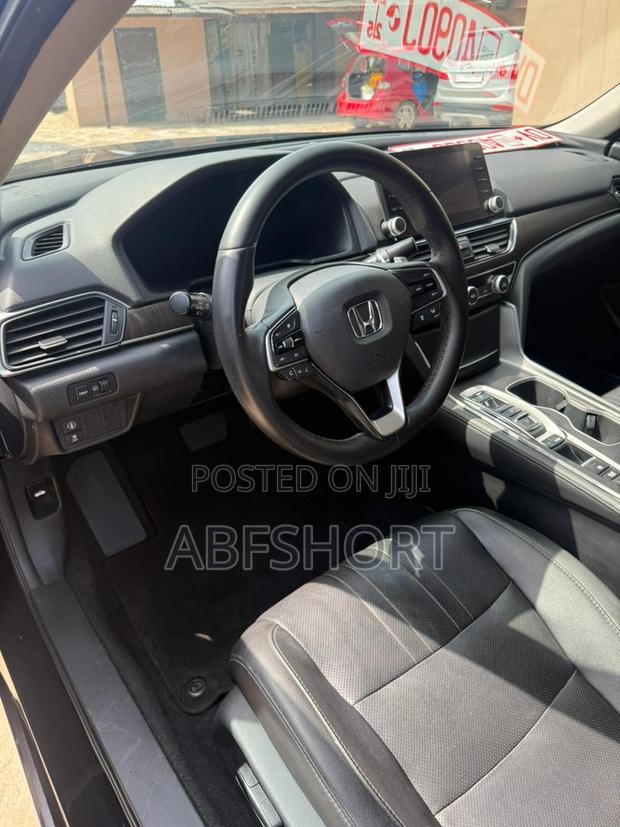 Honda Accord EX-L (2.0L 4cyl Turbo 10A) 2019 Black