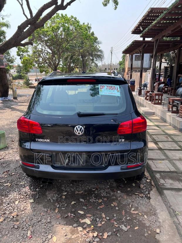Volkswagen Tiguan SE FWD 2016 Black